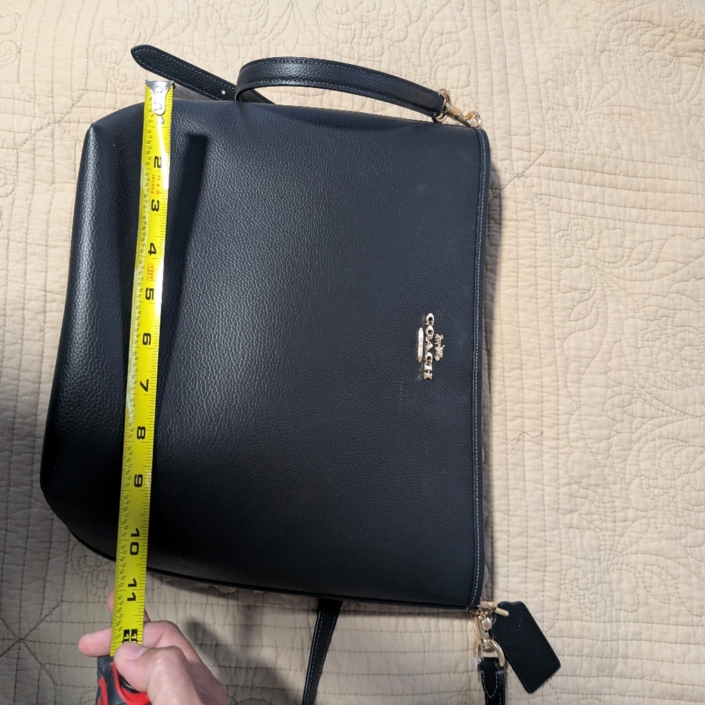 Authentic Coach Black Leather Hobo - Picture 2 of 5